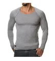 Nahaufnahme eines grauen, gerippten Herren-Langarm-T-Shirts mit Rundhalsausschnitt - S / Grau