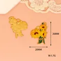 Detail view of sunflower charm showing 26mm x 20mm dimensions and front-back textures - Sunflower (M-045) / Sunflower