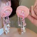 Boucles d'oreilles bohèmes fleurs roses à pompons avec breloques étoile de mer - Style de Fleur Océan en Organza (46#) / Rose