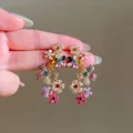 Boucles d'oreilles vintage ornées de fleurs en cristaux colorés et monture dorée - 64# Gland Éventail Floral Multicolore
