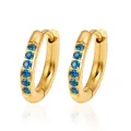 Élégantes créoles en acier inoxydable plaqué or 18 carats avec des oxydes de zirconium bleus - Style Strass Bleu (MS-860)