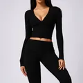 Élégant ensemble de yoga noir à manches longues avec haut court et legging haut - XL / Haut Et Bas / Noir