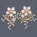 Handmade pink floral shoe clips with pearls and rhinestones for bridal high heels - Versatile Alloy Leaf Style (SC-J084) / Silver