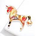 Broche licorne dorée avec incrustation de paillettes multicolores et fini artistique - Licorne