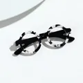 Broche en forme de lunettes à la mode en acétate acrylique marbre noir et blanc - Style 5-Lunettes marbrées noir et blanc