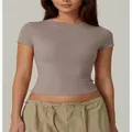 Slim-fit solid color short-sleeve crew neck T-shirt in taupe for women - XS / Tops / Taupe (No. 96)