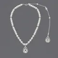 Collier de dos en perles pour mariée avec pendentifs en strass en forme de goutte - Style Polyvalent Perle Artificielle Argentée (NS-J6023)