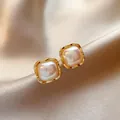 Elegant vintage square stud earrings with imitation pearls and gold scalloped edges. - Gold Square Style