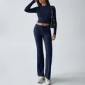Dunkelblaues zweiteiliges Loungewear-Set mit langärmligem Crop-Top und weiter Kordelzughose - XS / Marineblau