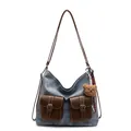 Vintage-Schultertasche aus Denim mit braunen Ledertaschen und süßem Bärenanhänger - Mit Anhänger / Denim-Blau