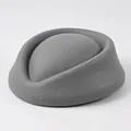 Elegante cappello pillbox in feltro di lana grigio per eventi formali e spettacoli - Cappello da Hostess (Semplice) / Grigio