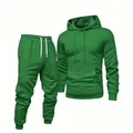Heren trainingspak in effen groen met capuchon trui en bijpassende joggingbroek set - Groen