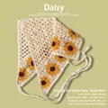 Bandana triangulaire au crochet blanc cassé avec broderie de fleurs de tournesol - Taille unique / Rangée de marguerites jaunes éclat rouge