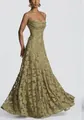 Élégante robe maxi sans manches vert olive avec une texture et une taille cintrée - XS / Vert