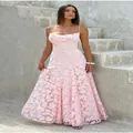 Élégante robe longue rose sans manches en dentelle florale avec une taille cintrée - Rose
