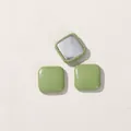 Grüne quadratische Cabochons mit glänzender Vorderseite und Metallrückseite für DIY - Quadratisch Grün (D02-5-1-7)