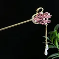 Eleganter Schwanen-Haarstab mit rosa Kristallen und Perlenquasten für Hanfu-Frisuren. - Goldener Schwan Rosa Kristall Quaste (发簪2619)