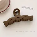 Elegant brown matte large hair claw clip with twisted design for thick hair buns - Twisted Chain / 11cm / Matte Coffee