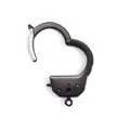 Detailansicht eines schwarzen herzförmigen Handschellenverschlusses aus Edelstahl für DIY - 38mm*26.5mm / Schwarz