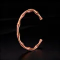 Brazalete abierto de acero inoxidable en oro rosa con diseño de bambú para mujeres - Brazalete en Forma de C Color Oro Rosa