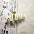 Minimalist pale yellow wavy hair claw clip with matte finish for women hair accessory - 11cm Wave Style / Matte Cream
