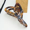 Elegant tortoise shell pattern hair claw clip in dark brown leopard print finish - 12cm Heart Style / Tortoise Shell