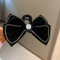 Elegante molletta per capelli con fiocco in velluto nero e cristalli scintillanti - Fiocco di Strass Nero (Stile 16)
