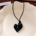 Collier élégant avec pendentif cœur noir brillant et cordon noir minimaliste chic - Collier Pendentif Cœur Noir (26#)