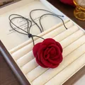 Choker collier fleur rose rouge de style vintage français avec cordon noir réglable - 玫瑰花项圈 / Grand / Rouge