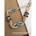 Boho geweven tailleriem met turkooisstenen en sandelhout kralen op lederen koord. - Wit-Blauw