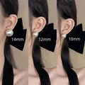 Comparaison de taille des boucles d'oreilles perles : 10mm, 12mm, 14mm de diamètre - Imitation Argent 12mm (E867-D)