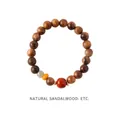 Handgefertigtes Sandelholz-Armband mit bunten Perlen und goldenen Akzenten - Stil 40 Armband - Exquisite Geschenkbox / Braunrot