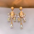 Elegantes pendientes largos de flores albaricoque con borlas de cristales facetados claros - Dorado Amarillo Flor (29#)