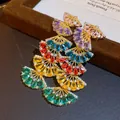 Macro di orecchini a ventaglio multicolore con cristalli a goccia brillanti e lusso. - Stile a Ventaglio Multistrato (1#)