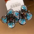 Macro di orecchini a perno a fiore vintage con intricati cristalli blu e bianchi - Stile Fiore Quattro Petali Azzurro (43#)