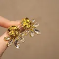 Elegantes pendientes de botón de rosa dorada con pétalos de cristal de talla marquesa - Estilo de Diamantes de Imitación de Rosa Dorada (70#) / Oro antiguo