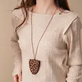 Leopard-Leder-Schlüsseltasche und Sonnenbrillenhalter-Halskette mit Kordel - Leopardenmuster Magnetische Brillentasche Halskette / Dunkelkaffee Leopard