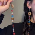 Dettaglio di lunghi orecchini a nappina con perline colorate in stile nuovo cinese - Stile a Gancio / Argento - Arcobaleno