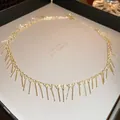 Collier élégant à franges dorées pour femmes, chaîne de clavicule minimaliste et élégante - Or