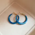 Modern Klein blue hoop earrings featuring a marbled texture and elegant gold accents - 4# Thin Style (HE24155) / Diameter 31mm / Blue