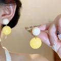 Elegantes pendientes colgantes de esfera bicolor en blanco crema y amarillo pastel - 94# Estilo de Empalme Esférico (Poste de Plata de Ley s925) / Blanco Crema y Amarillo Suave