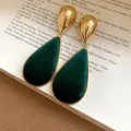 Vintage gold-toned drop earrings with elegant dark green velvet texture details - Water Drop Earrings (WE5069-1) / Gold-Green