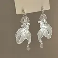 Eleganti orecchini a forma di pesce rosso con pendenti in cristallo - Stile Goccia d'Acqua Pesce Rosso Traforato Argento (28#)
