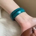 Elegante bracciale rigido in acrilico marmorizzato verde acqua con finitura lucida - Bracciale 67# - Blu Scuro