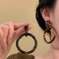 Eleganti orecchini a cerchio vintage stile Maillard con una trama di bambù marrone per donna - Modello 33 / Perno in argento 925 / Marrone