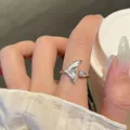 Elegant silver fishtail open ring with shimmering zircons and dainty pearl detail - Fish Tail Niche Style (WR271) / Silver