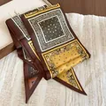 Collana foulard in seta con stampa paisley retrò nei toni caramello e giallo per donna - Accessorio da Collo Scarf Patchwork Paisley Pois / Coffee-Yellow