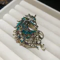 Elegante spilla a forma di cavallo vintage in oro con strass blu su velluto bianco - 12# Stile Strass Verde Oro