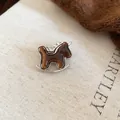 Simpatica spilla vintage a forma di cavallo a dondolo marrone con strass su tessuto beige - 8# Stile Caffè Scuro Argento