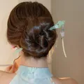 Elegante bastoncino per capelli in stile cinese con nappa a farfalla verde giada per capelli. - Stile Nappa a Farfalla